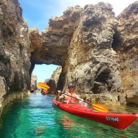 kayaking in Gozo